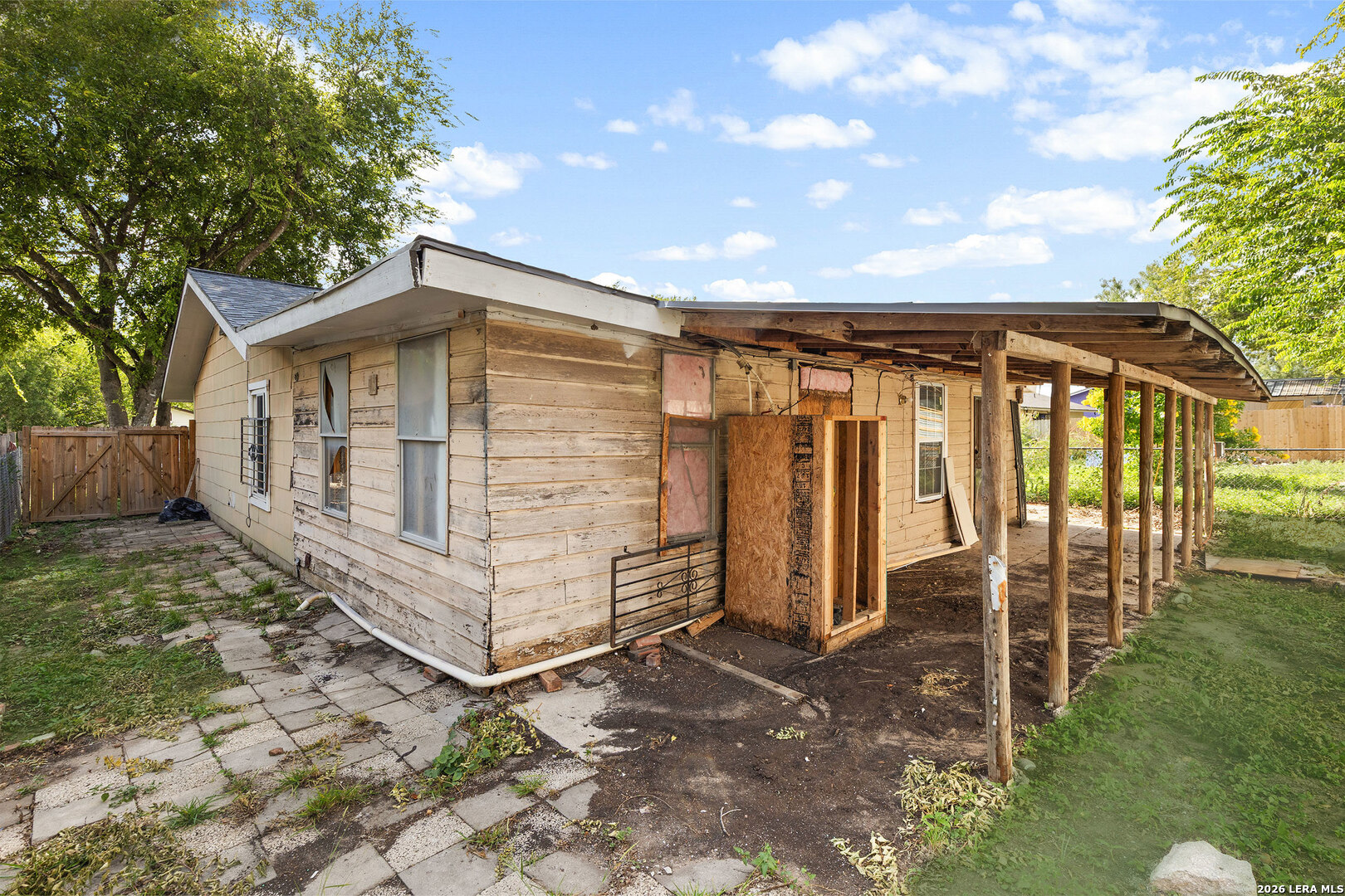 5759 WHITE FEATHER ST, San Antonio, TX 78242