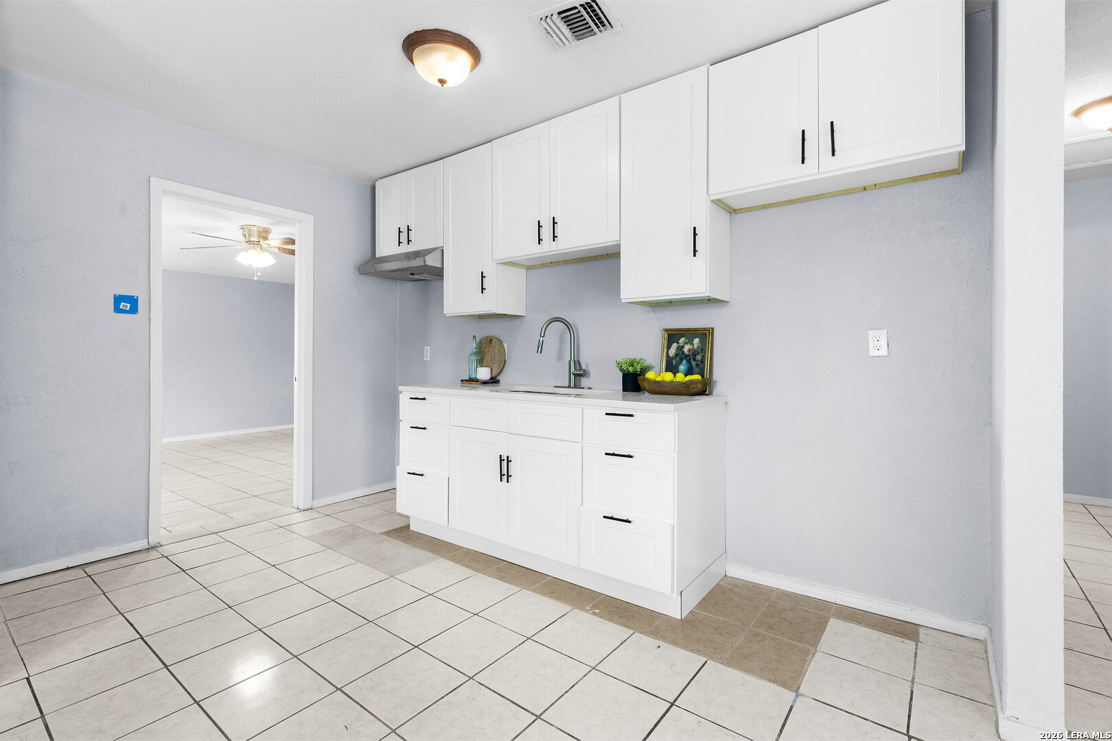 5759 WHITE FEATHER ST, San Antonio, TX 78242