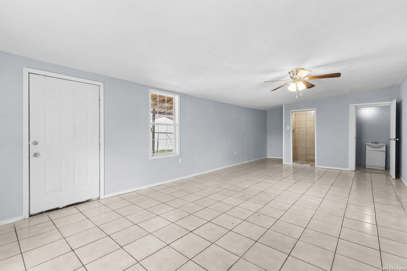 5759 WHITE FEATHER ST, San Antonio, TX 78242