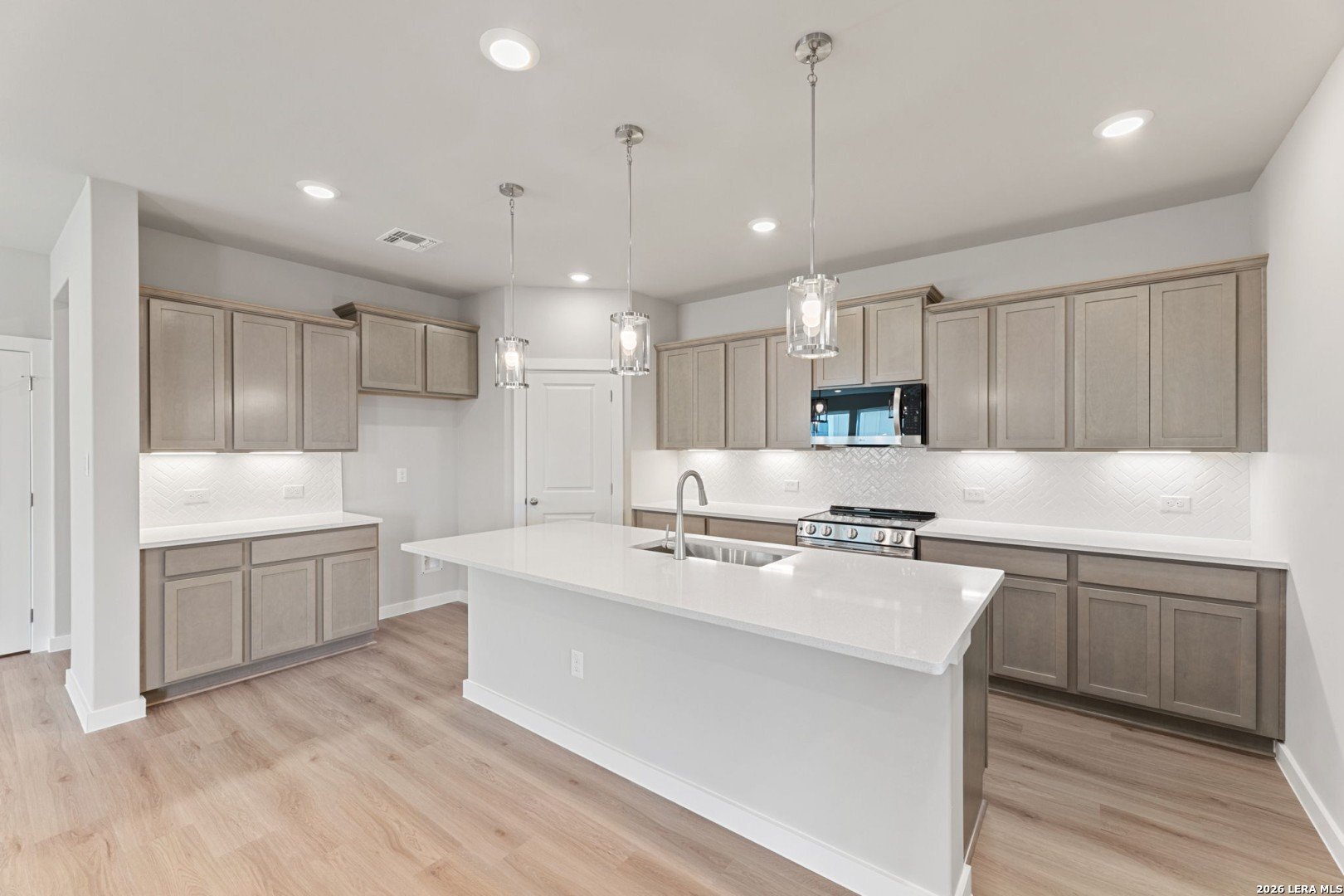 4423 CLARISSE ST, New Braunfels, TX 78130