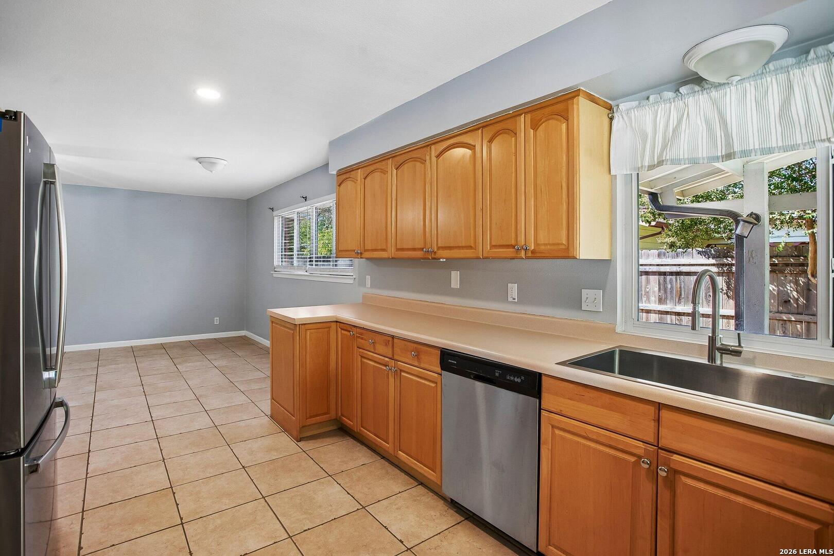 6407 Stable DR, Leon Valley, TX 78240