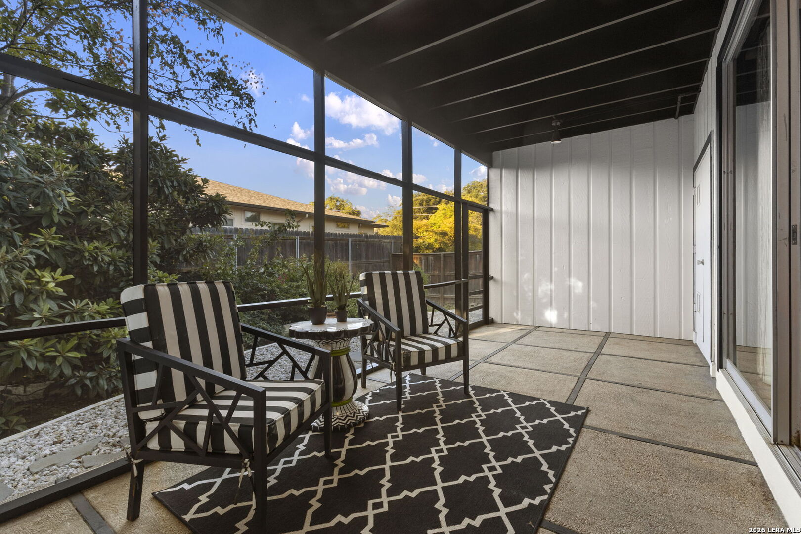 136 Honeysuckle Ln., Castle Hills, TX 78213