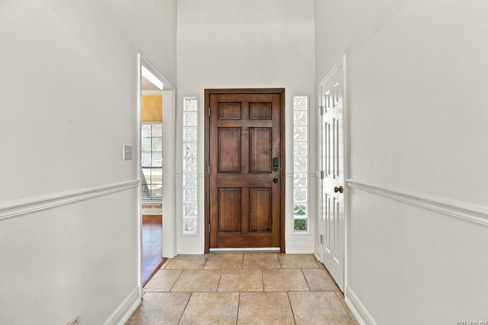 Entry/Foyer