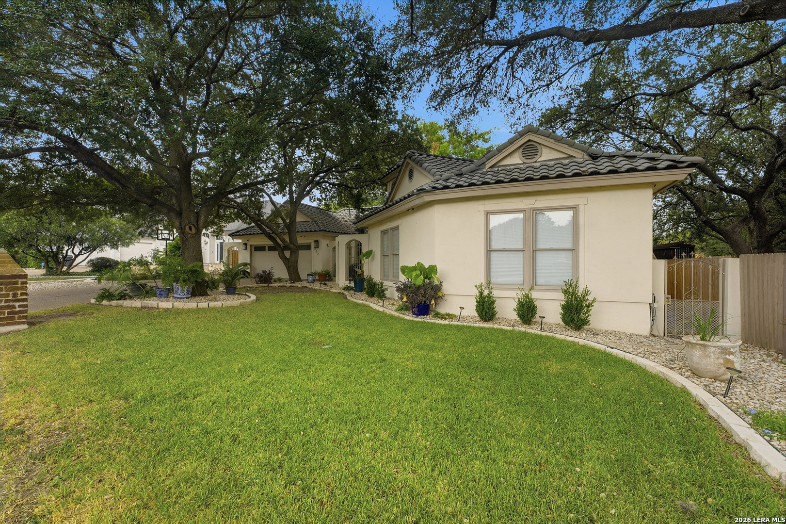 202 Lundblade Ln, San Antonio, TX 78213
