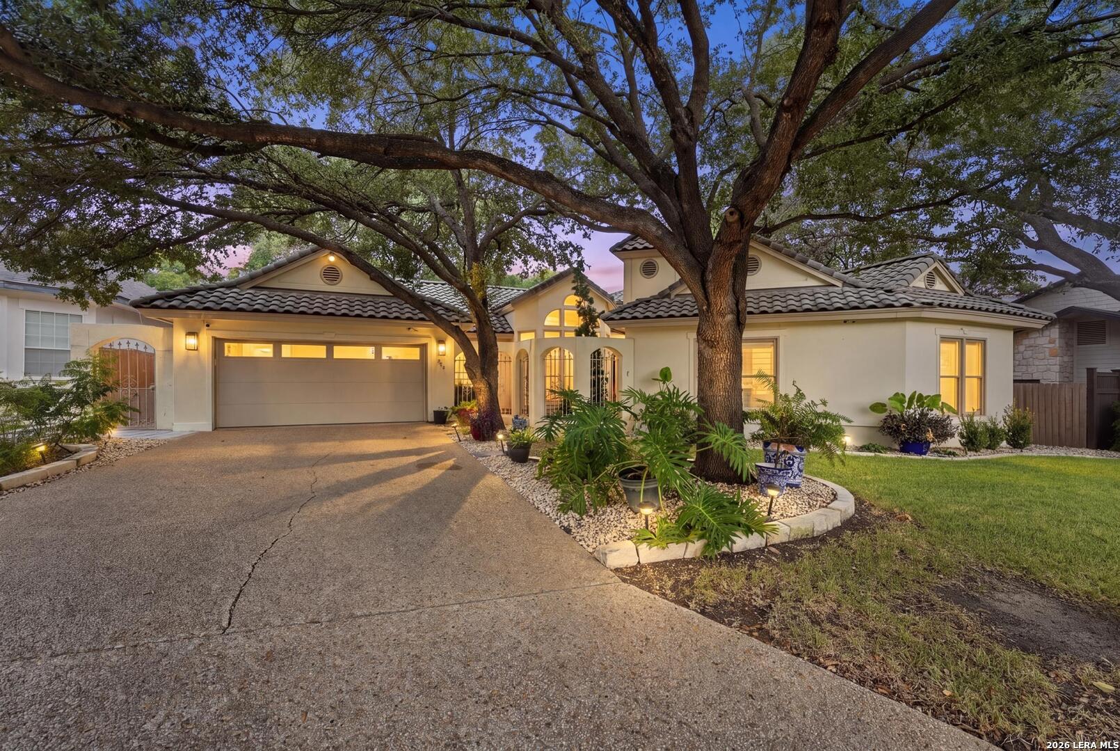 Property photo for 202 Lundblade Ln, San Antonio, TX