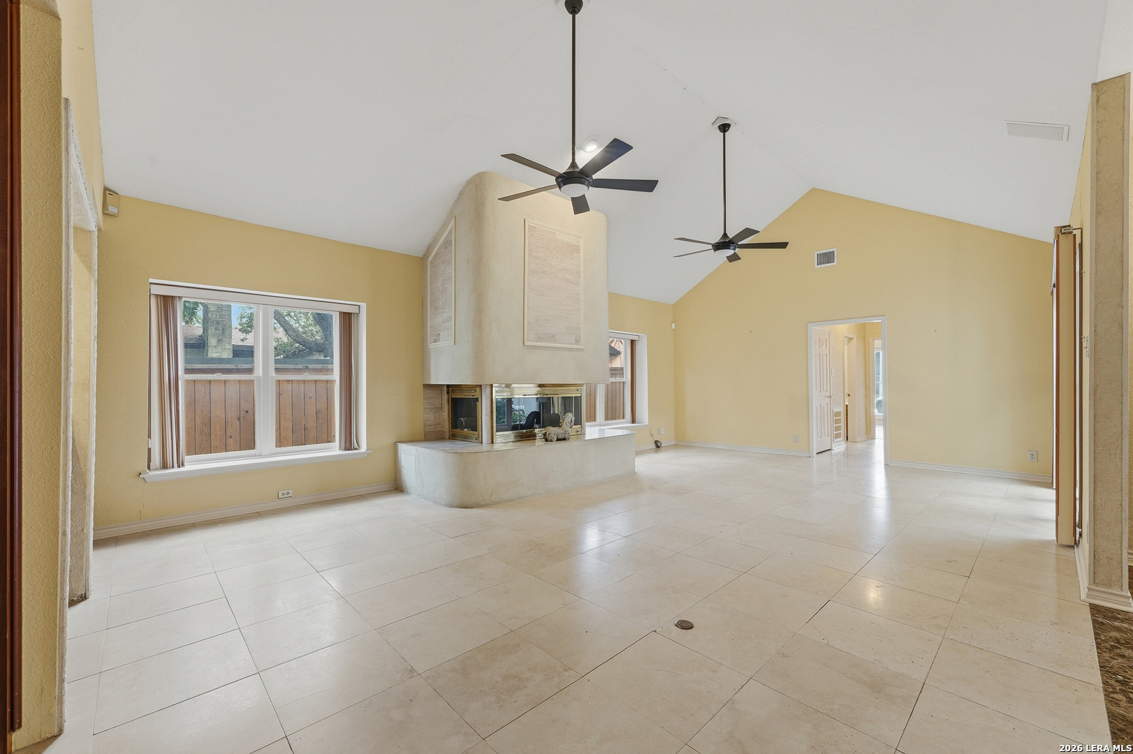 202 Lundblade Ln, San Antonio, TX 78213