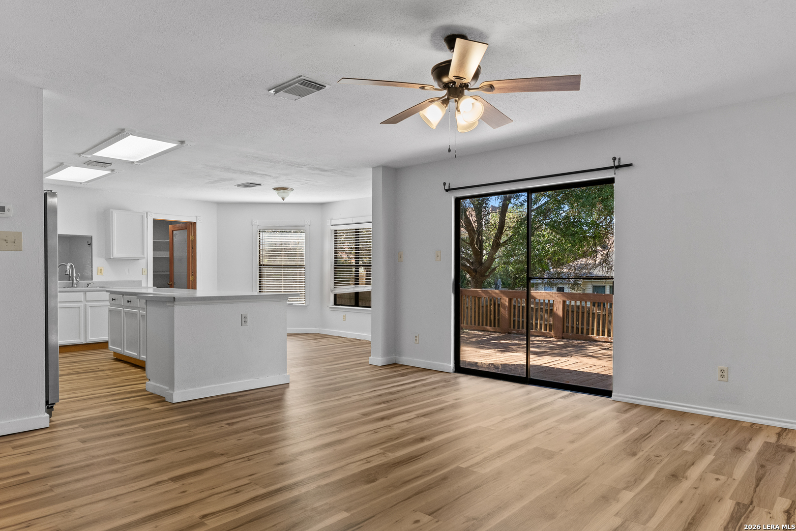 2717 ASHLEY OAK DR, Schertz, TX 78154