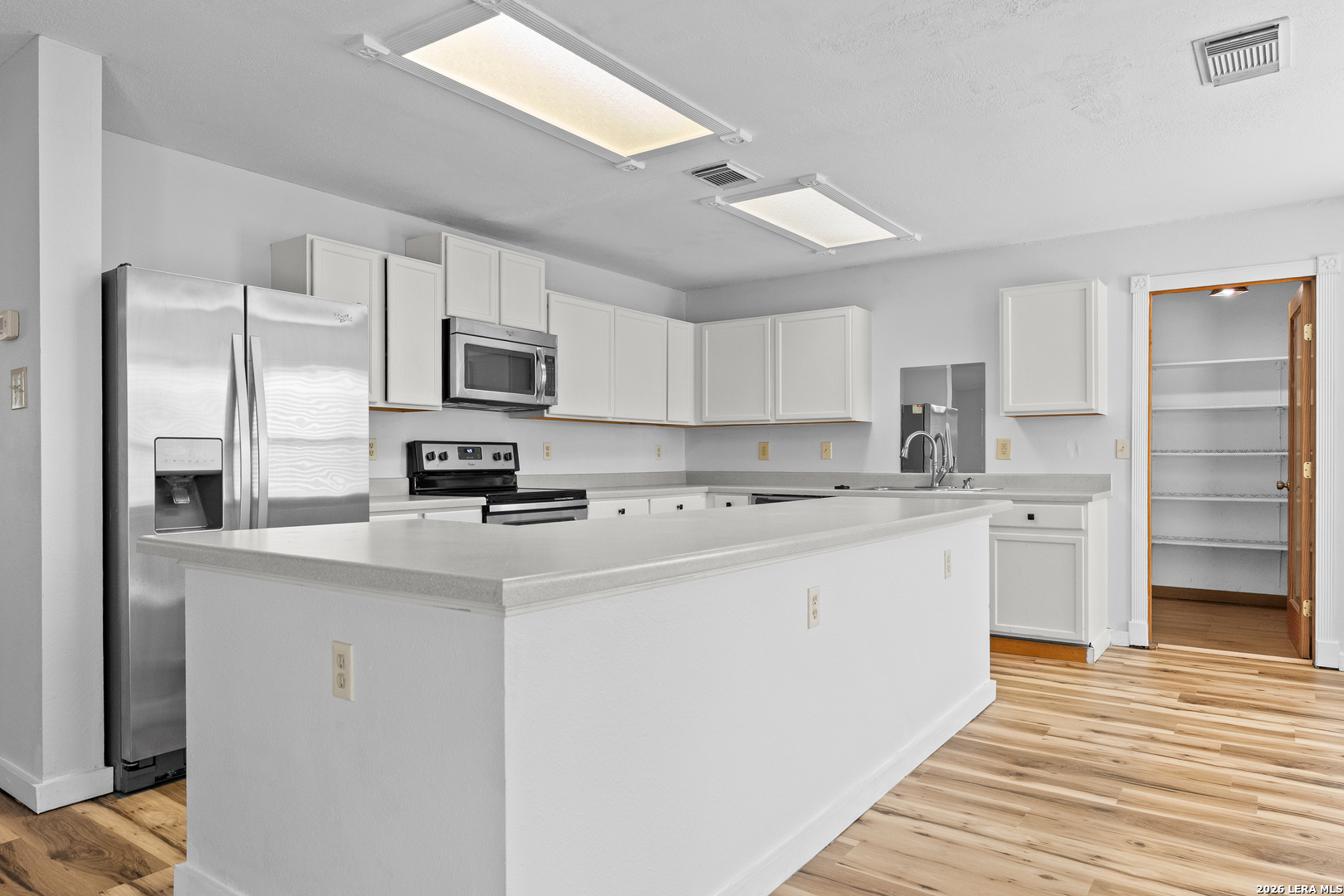2717 ASHLEY OAK DR, Schertz, TX 78154
