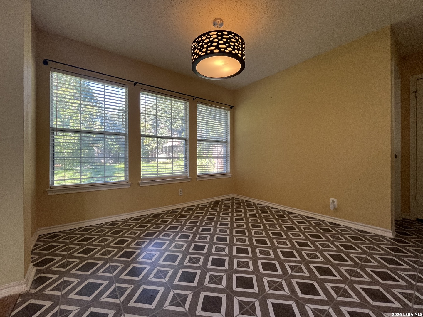 10403 Pelican Oak Dr, San Antonio, TX 78254