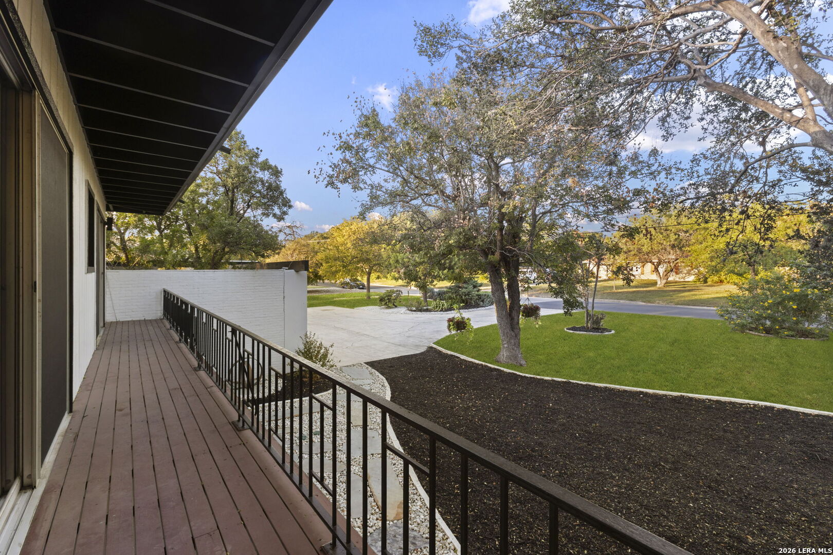 136 Honeysuckle Ln., Castle Hills, TX 78213