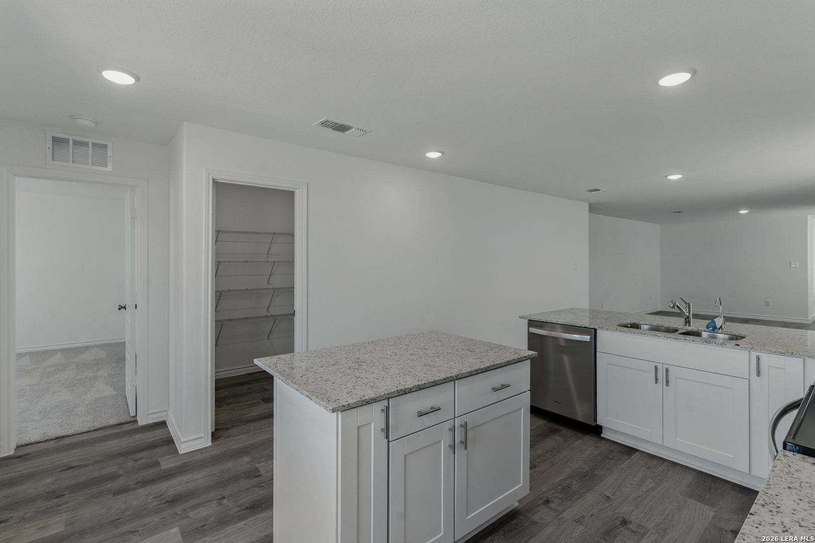 1218 LOS MOCHIS AVENUE, Converse, TX 78109
