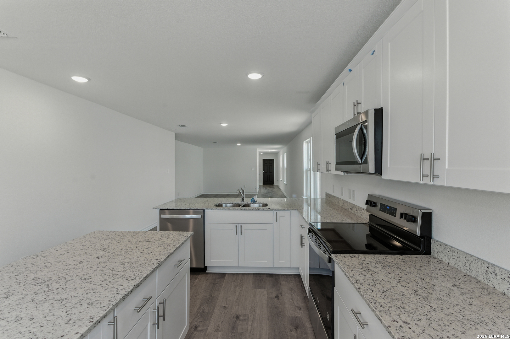 1218 LOS MOCHIS AVENUE, Converse, TX 78109