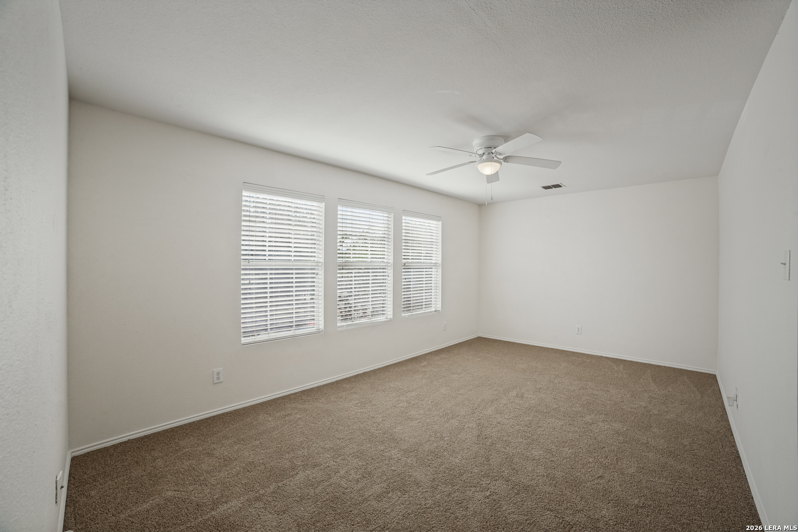 8007 SARATOGA KNL, Selma, TX 78154