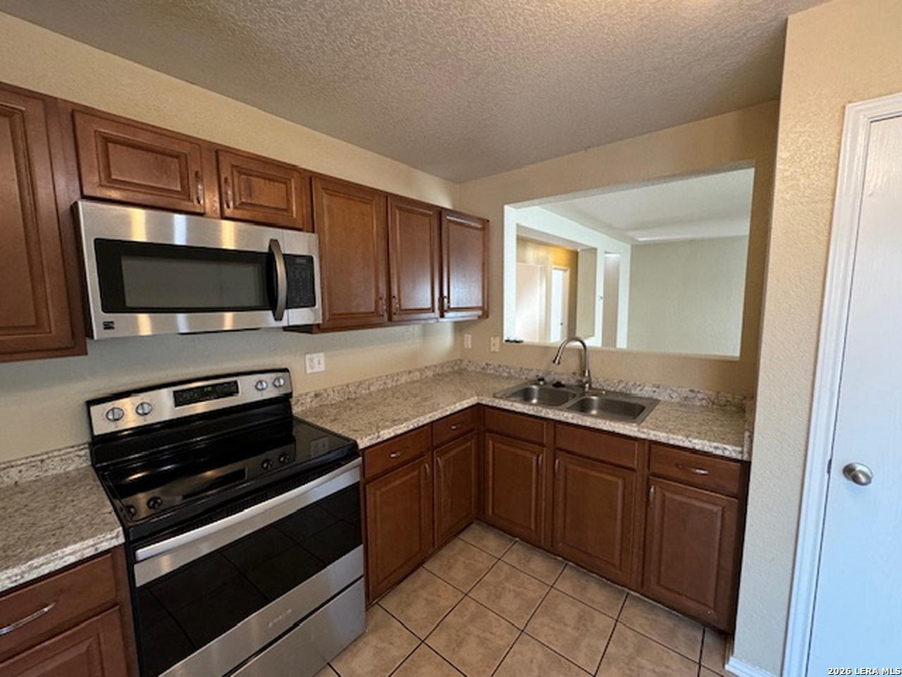 10066 SOUTHERN SUN, San Antonio, TX 78245