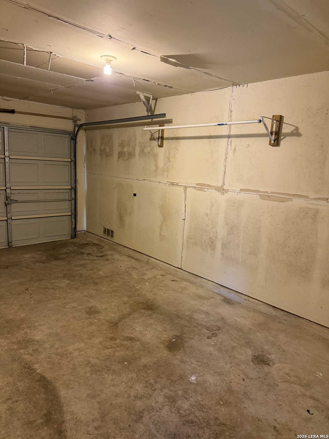 8423 8TH ST, Converse, TX 78109