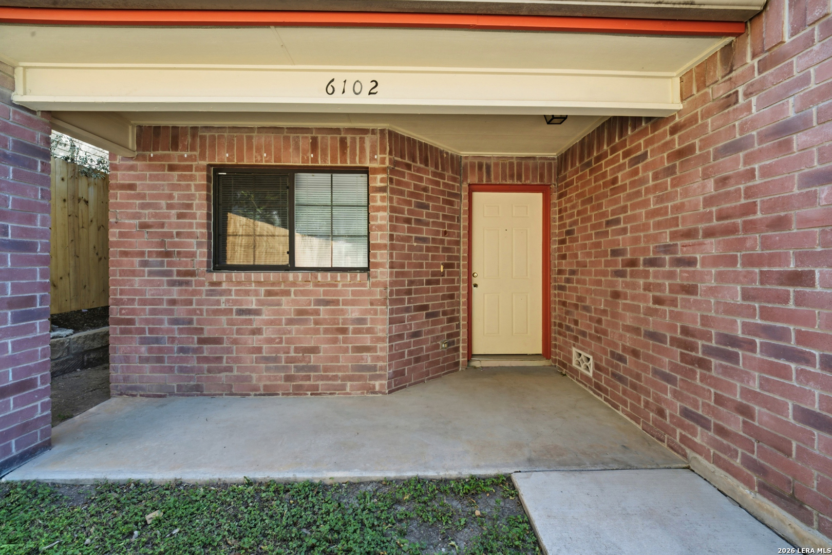6102 Prince Charles, San Antonio, TX 78240