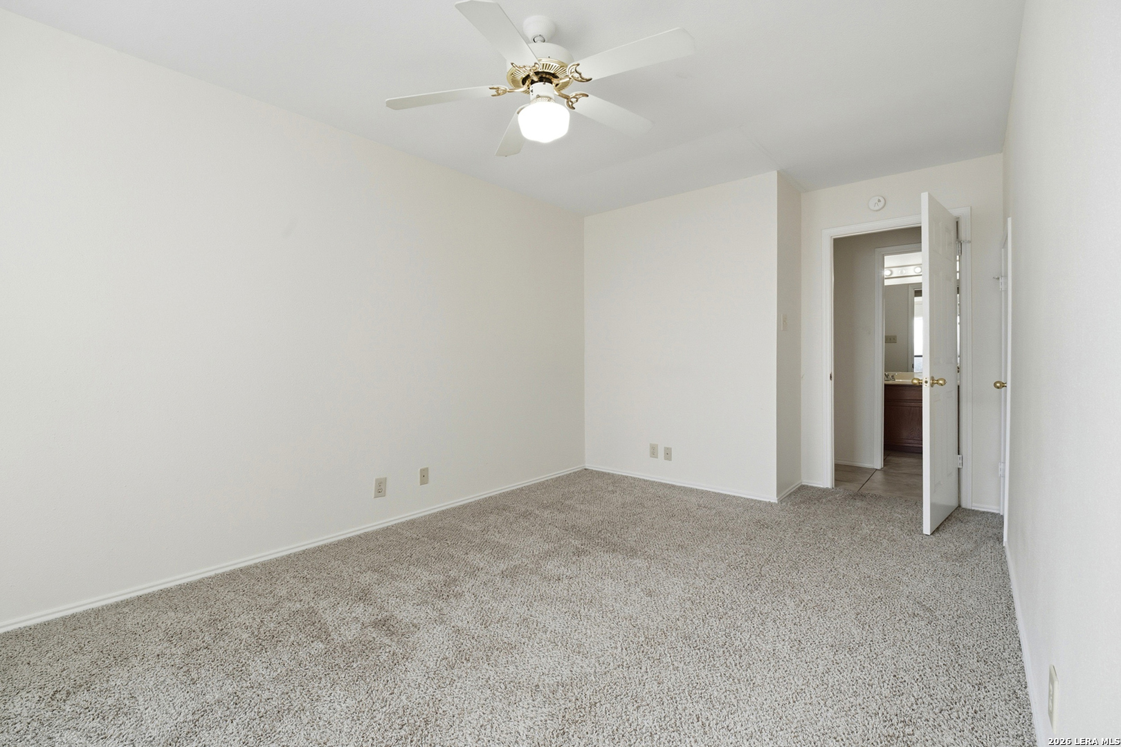 6102 Prince Charles, San Antonio, TX 78240