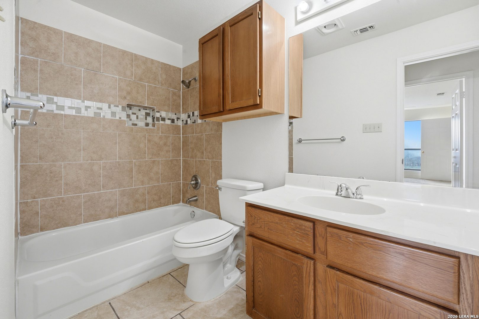 6102 Prince Charles, San Antonio, TX 78240
