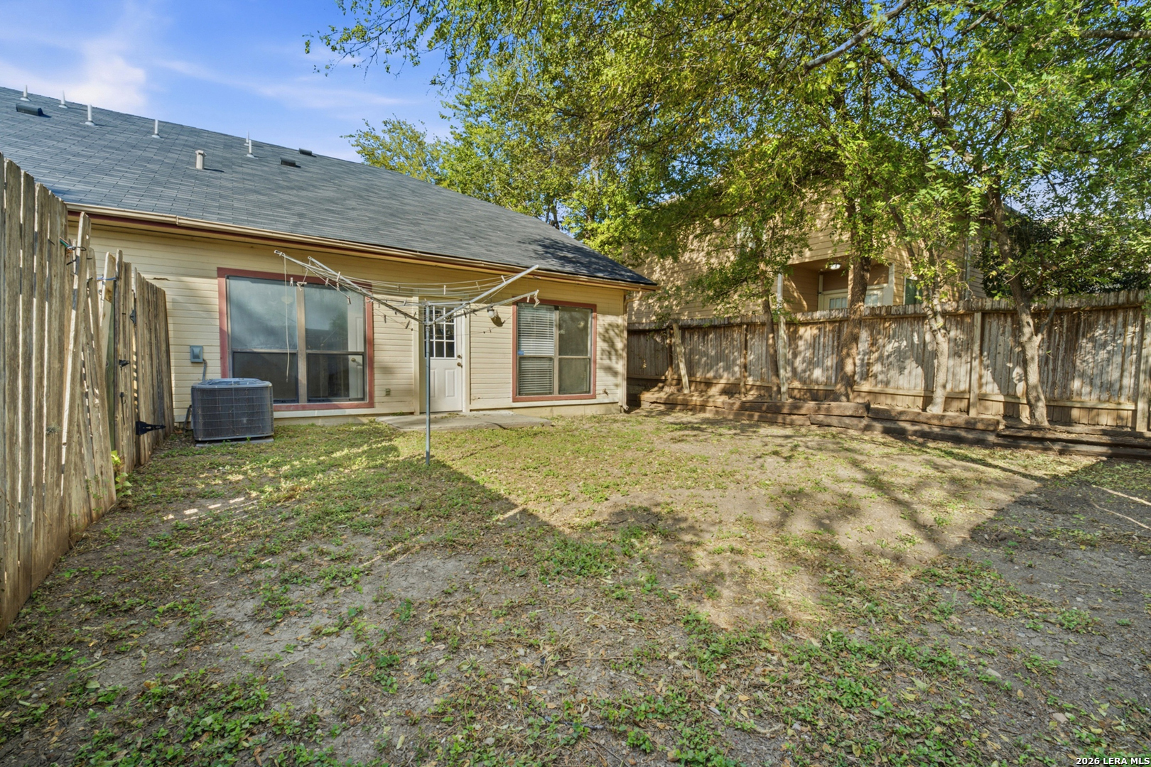 6102 Prince Charles, San Antonio, TX 78240