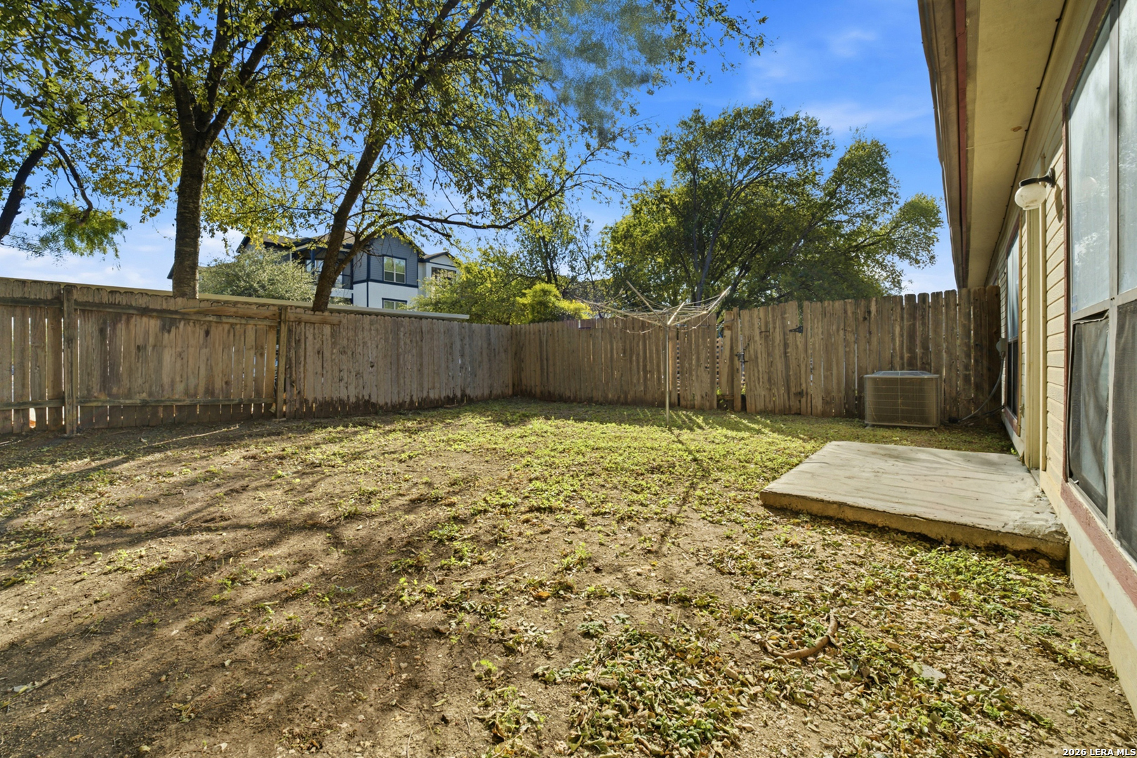 6102 Prince Charles, San Antonio, TX 78240