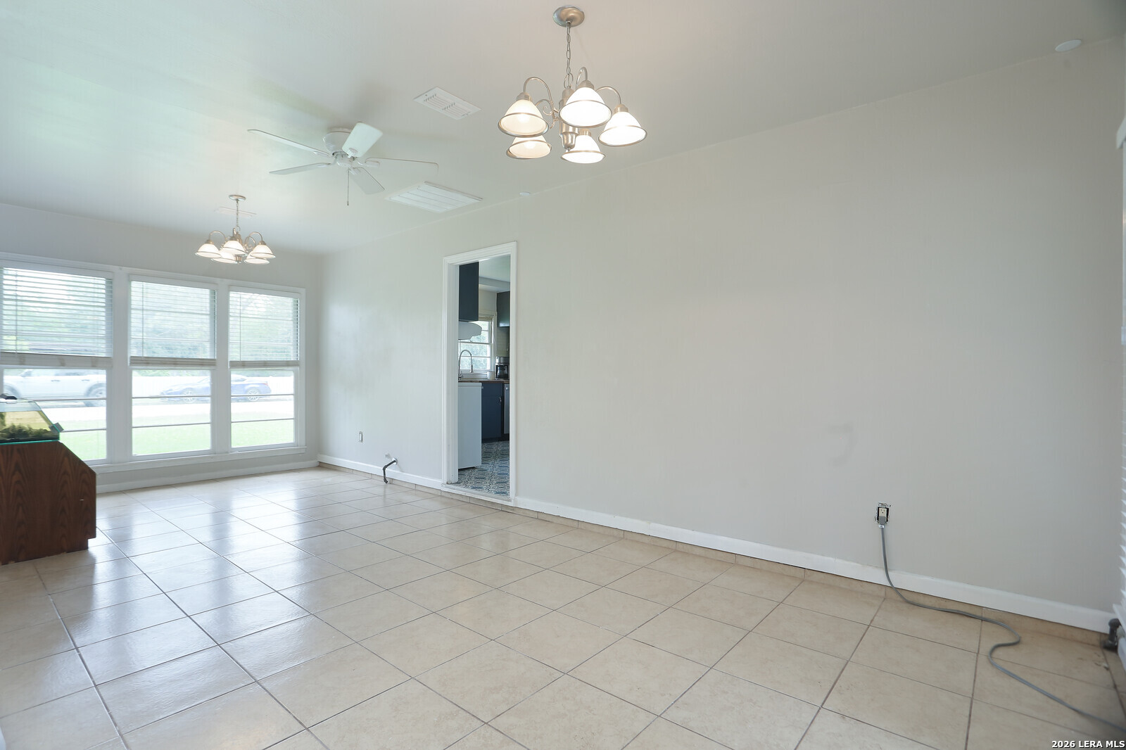 621 E Hackberry, Seguin, TX 78155