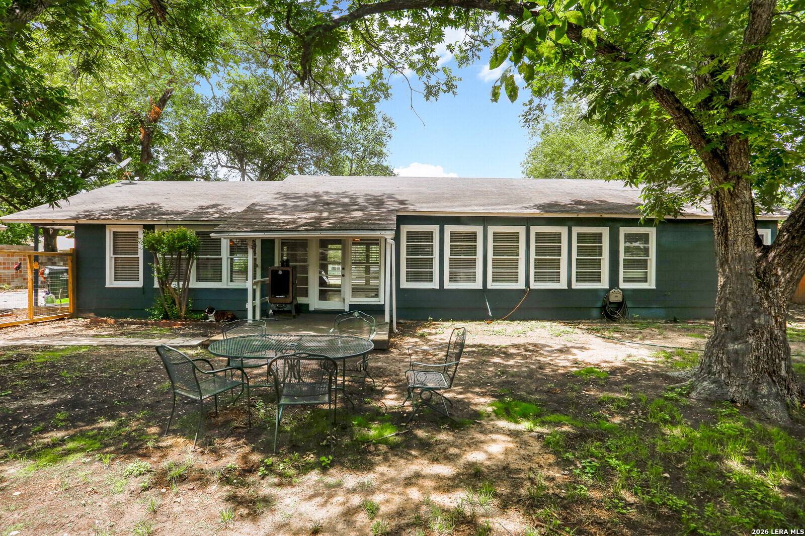 621 E Hackberry, Seguin, TX 78155