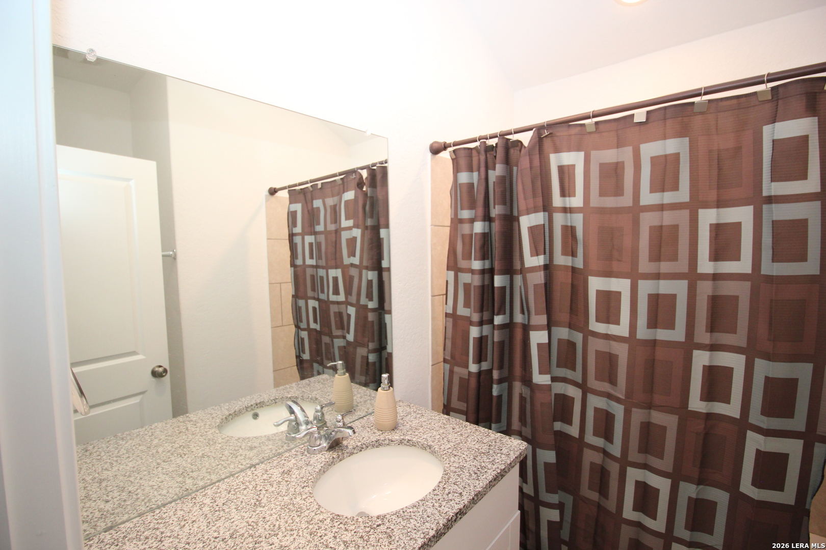 2725 Nueva Cordova, Seguin, TX 78155