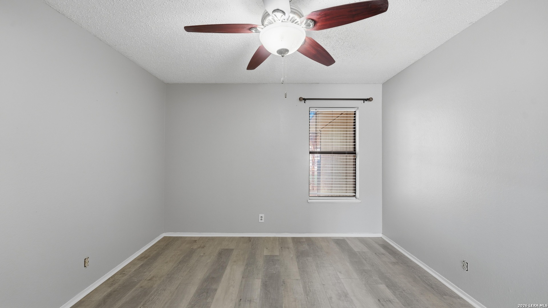 150 RANCH COUNTRY DR, La Vernia, TX 78121