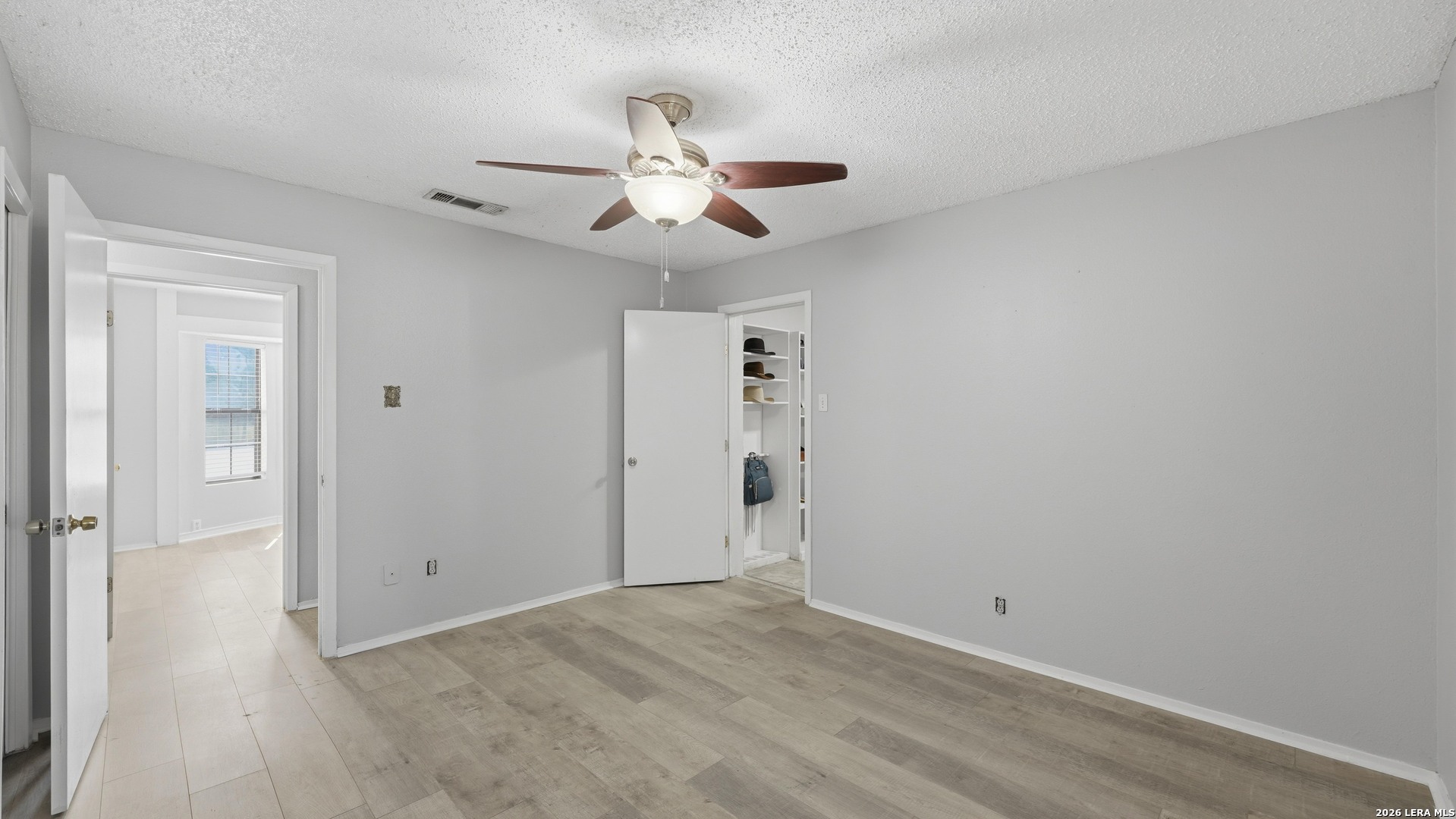 150 RANCH COUNTRY DR, La Vernia, TX 78121
