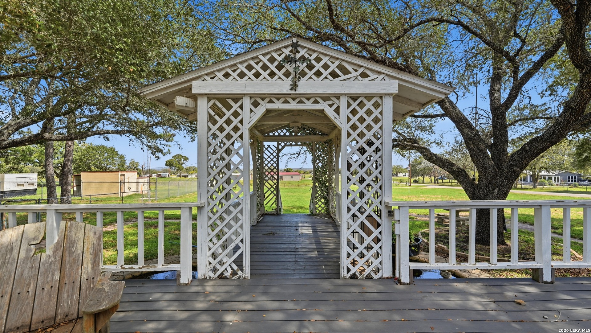 150 RANCH COUNTRY DR, La Vernia, TX 78121