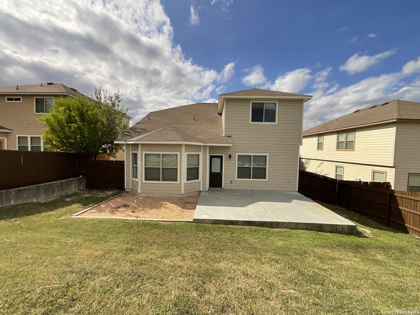 1834 MOBEETIE TRL, San Antonio, TX 78245