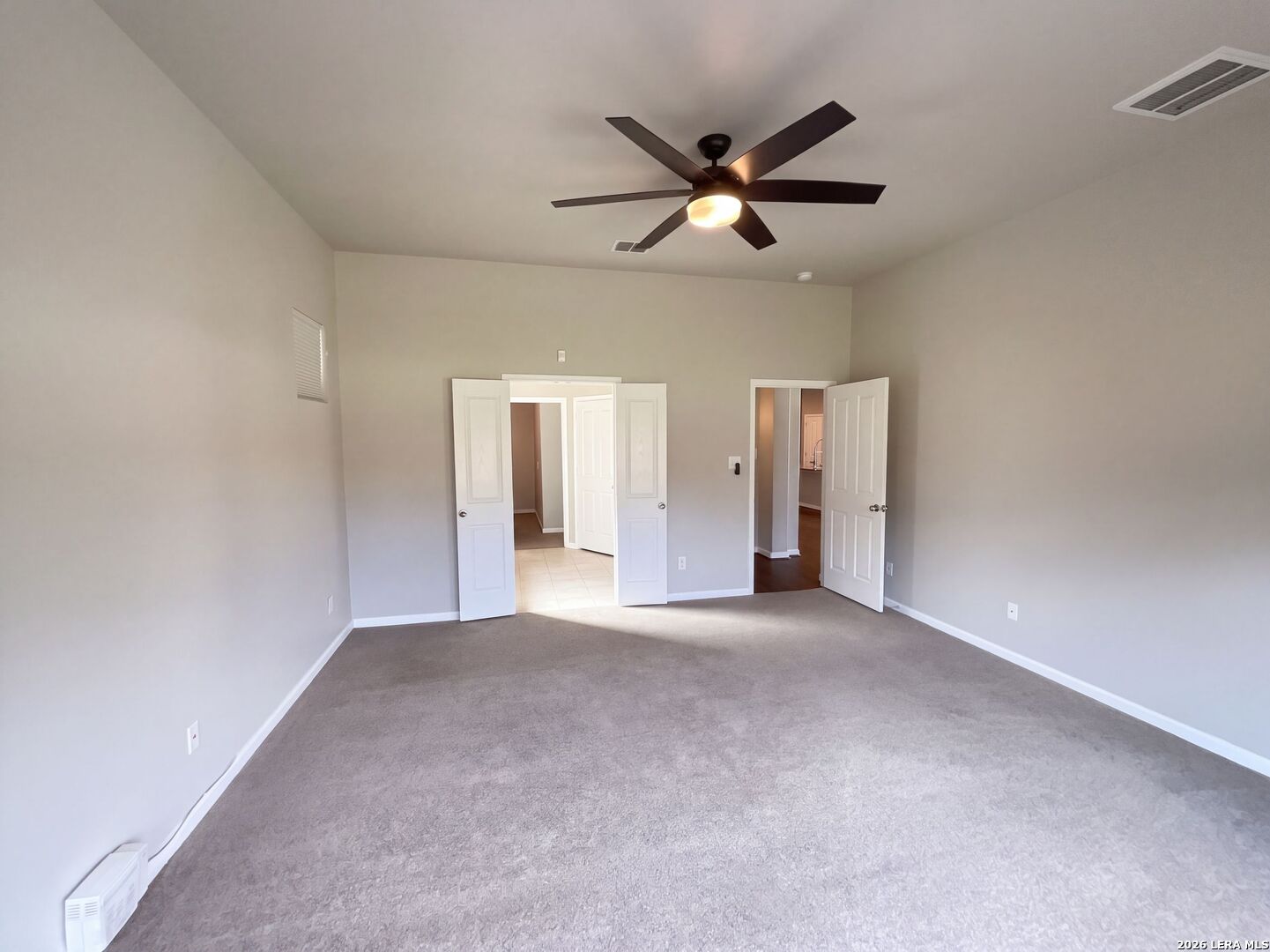1834 MOBEETIE TRL, San Antonio, TX 78245