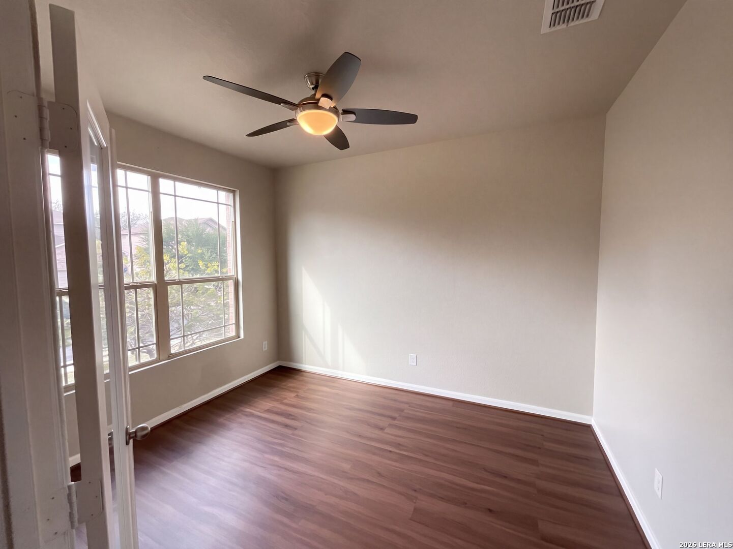 1834 MOBEETIE TRL, San Antonio, TX 78245