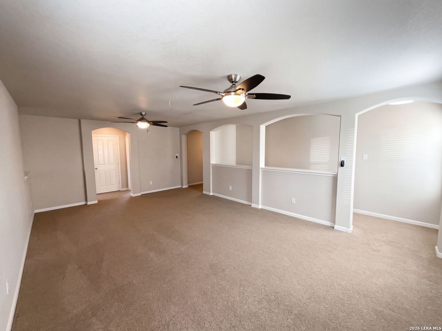 1834 MOBEETIE TRL, San Antonio, TX 78245