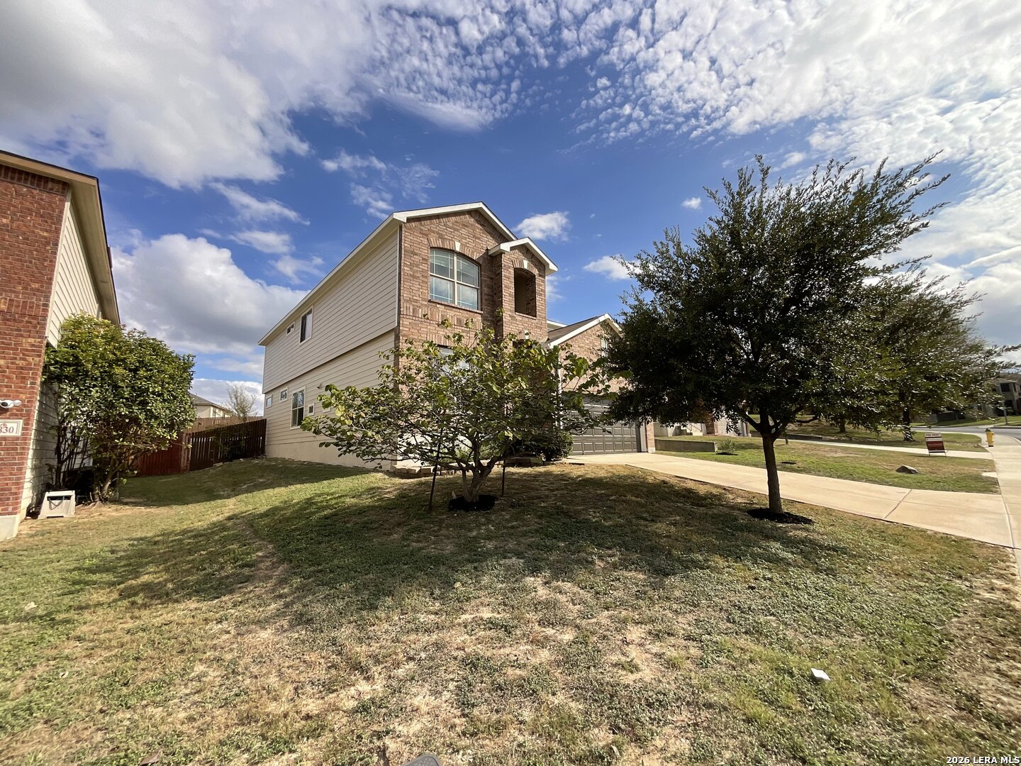 1834 MOBEETIE TRL, San Antonio, TX 78245