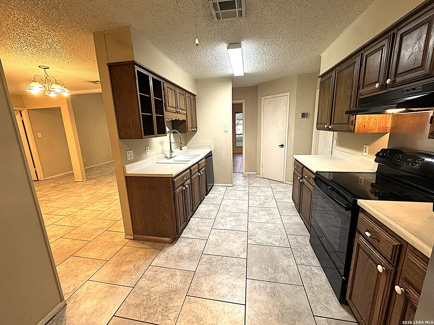 13710 SYRACUSE ST, San Antonio, TX 78249