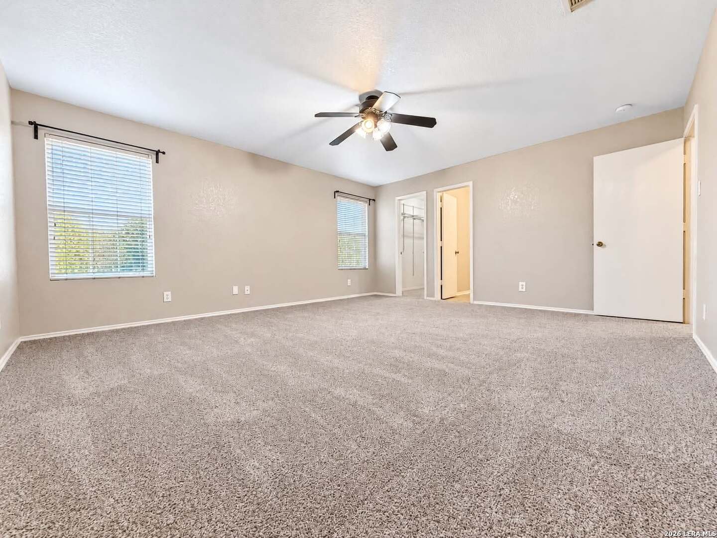5542 Spring Day, San Antonio, TX 78247