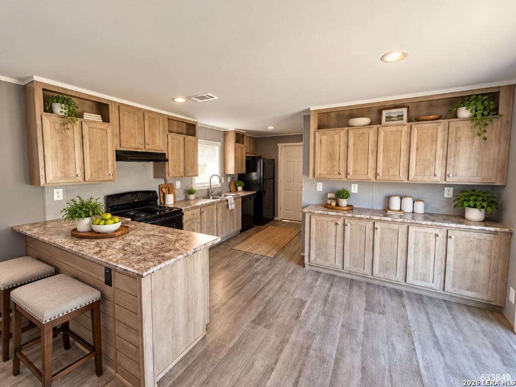 31 WISTERIA LN, Smiley, TX 78159