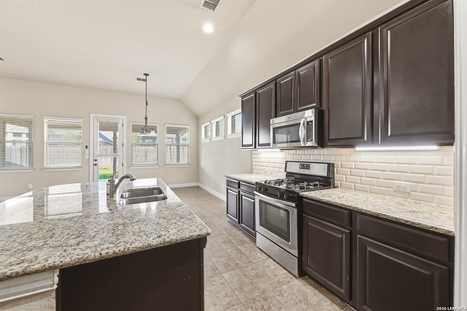 107 DOVETAIL ST, Boerne, TX 78006