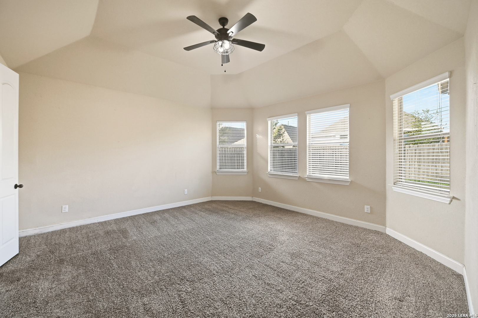 107 DOVETAIL ST, Boerne, TX 78006