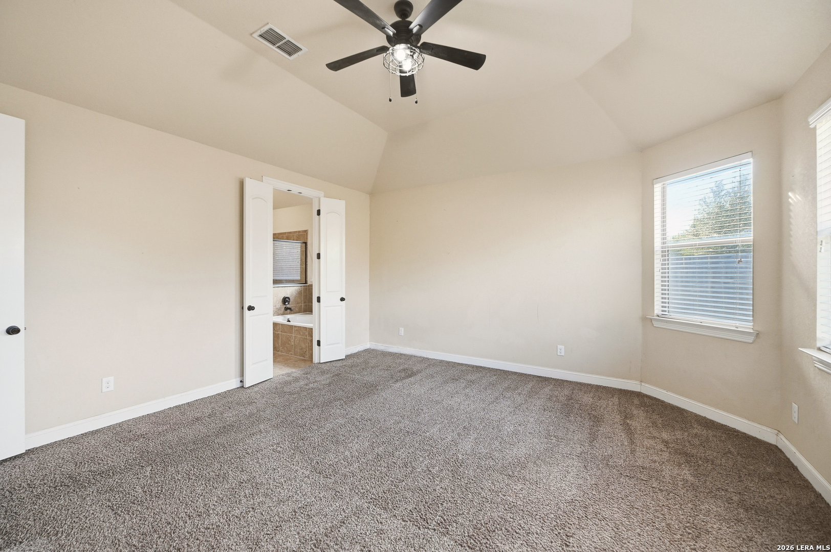 107 DOVETAIL ST, Boerne, TX 78006