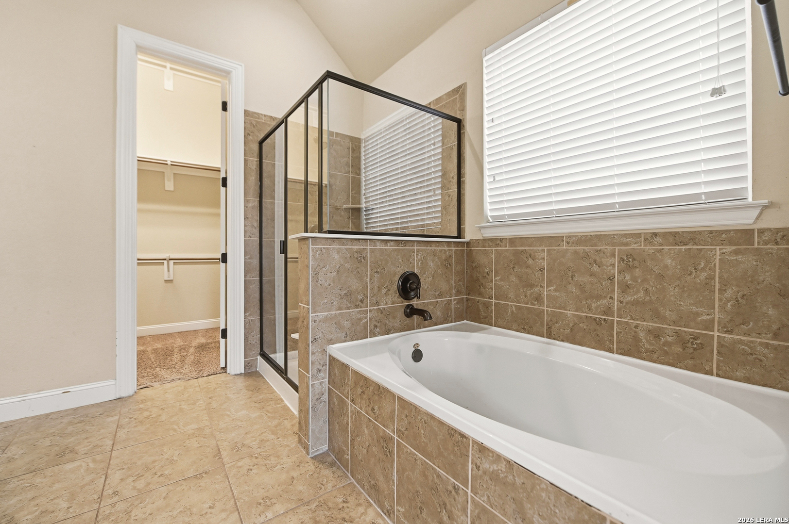 107 DOVETAIL ST, Boerne, TX 78006