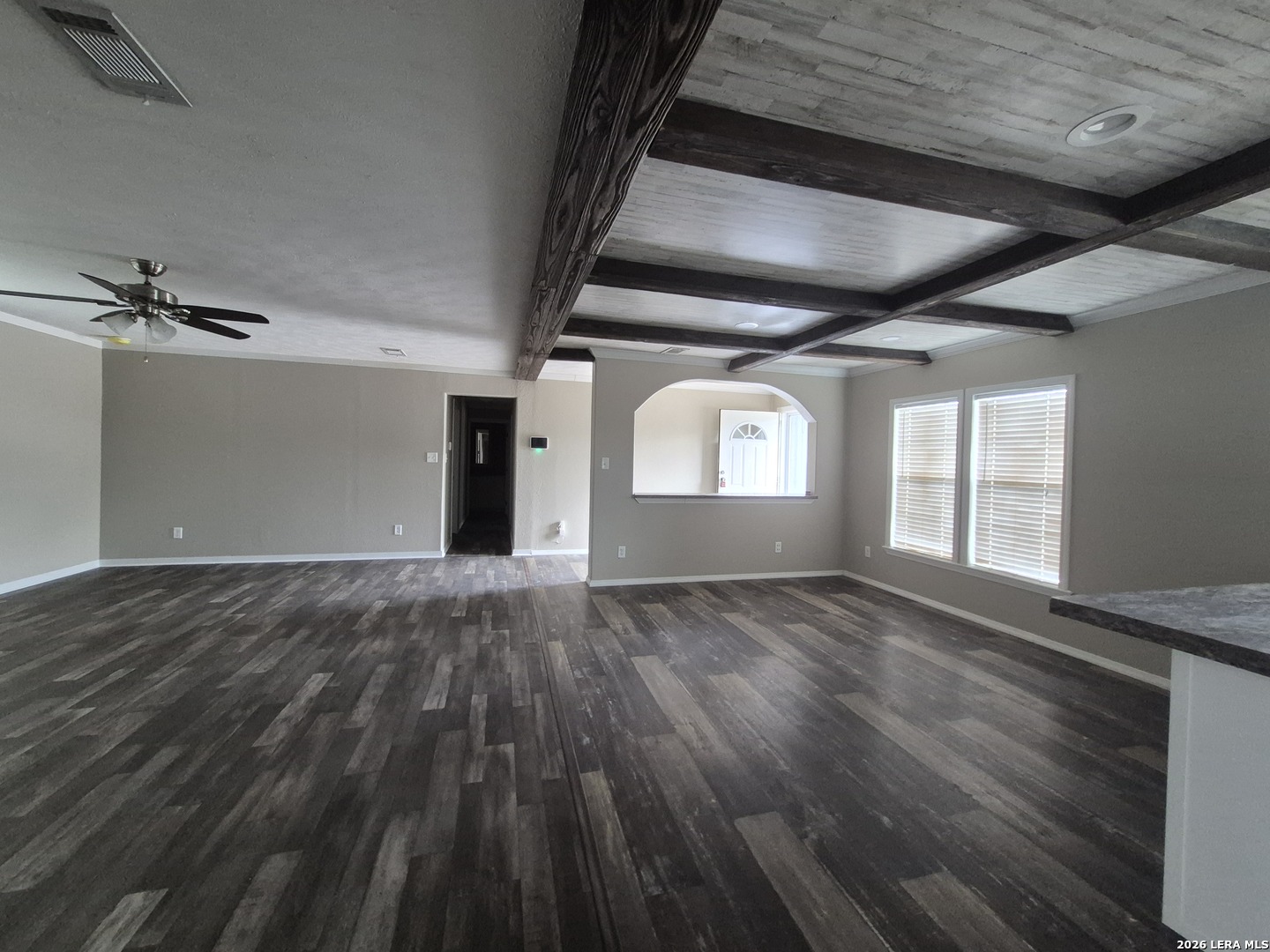 207 E Shaeffer St, San Diego, TX 78384