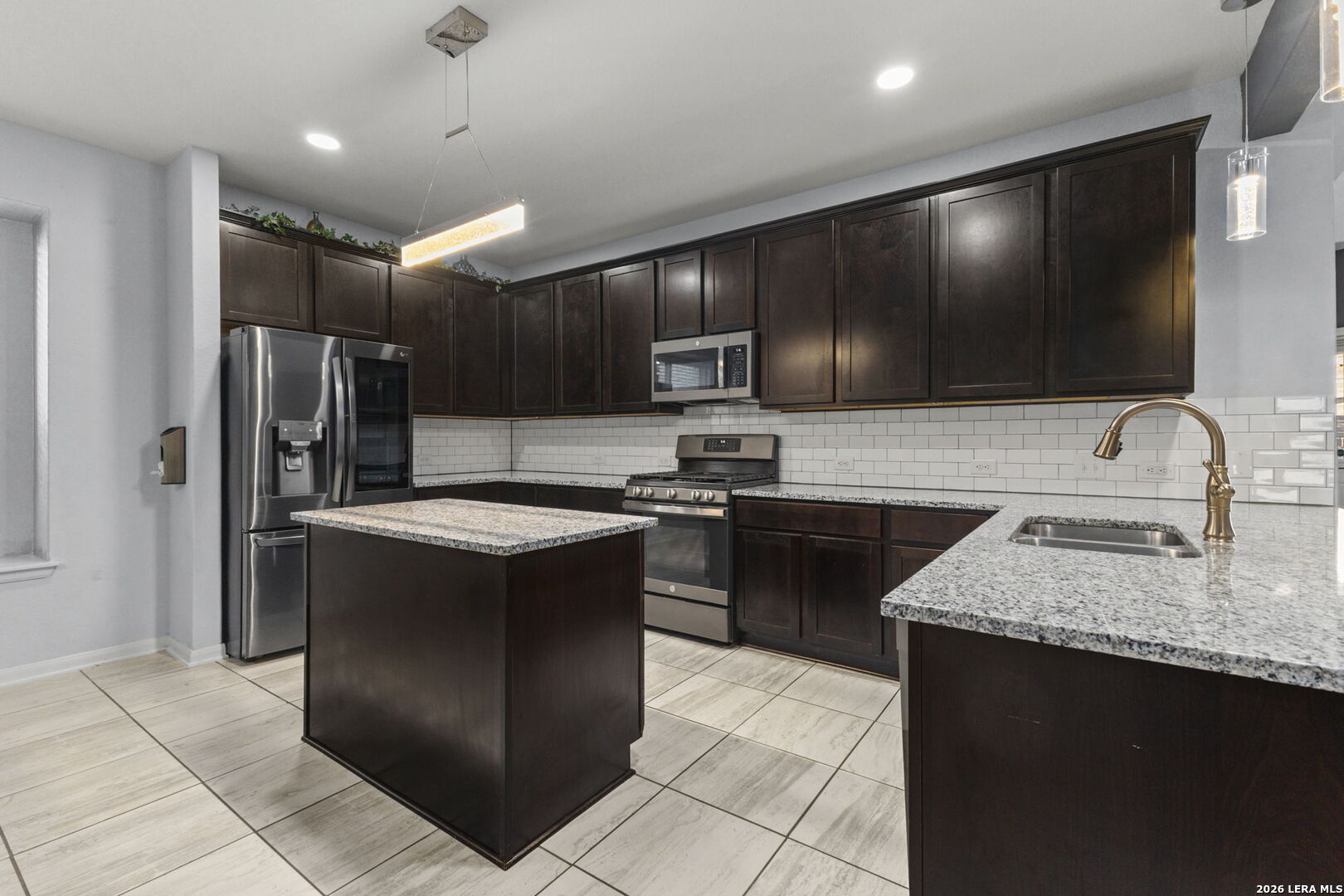 13207 BLUE FLAME DR, San Antonio, TX 78245
