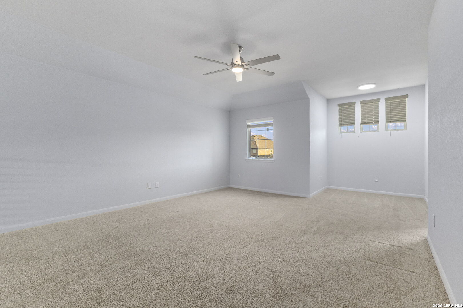 13207 BLUE FLAME DR, San Antonio, TX 78245