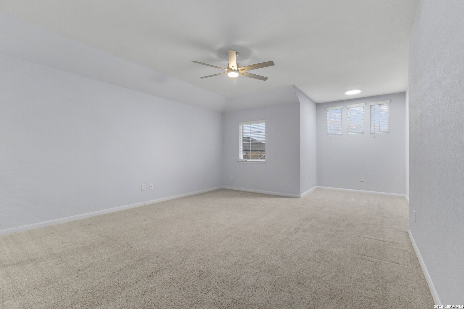 13207 BLUE FLAME DR, San Antonio, TX 78245