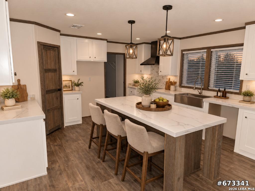 195 Karisch Rd, LaGrange, TX 78945