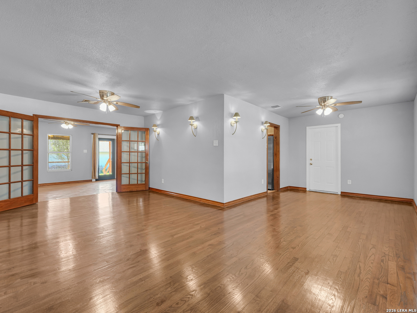 218 EUREKA DR, San Antonio, TX 78223