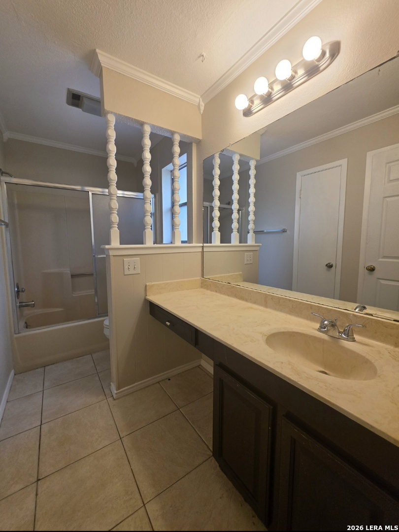 9227 Ridge Town, San Antonio, TX 78250