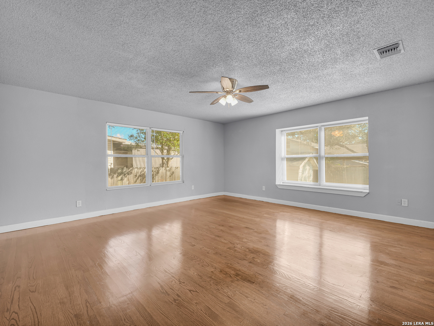 218 EUREKA DR, San Antonio, TX 78223